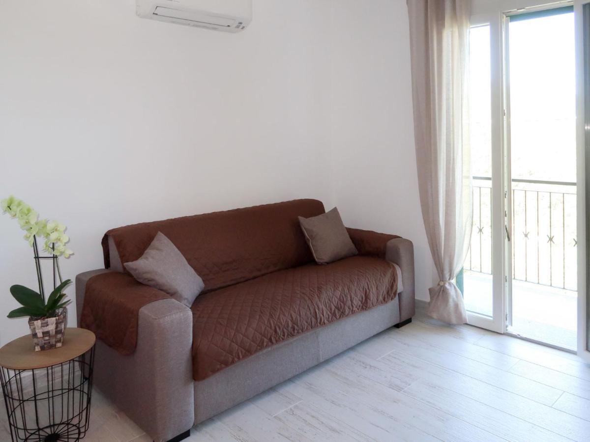 Apartment A Ca' Gialla - Aeg100 By Interhome Villanova d'Albenga Eksteriør bilde